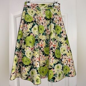 Midi Floral A-Line Skirt with Pockets - Green and White